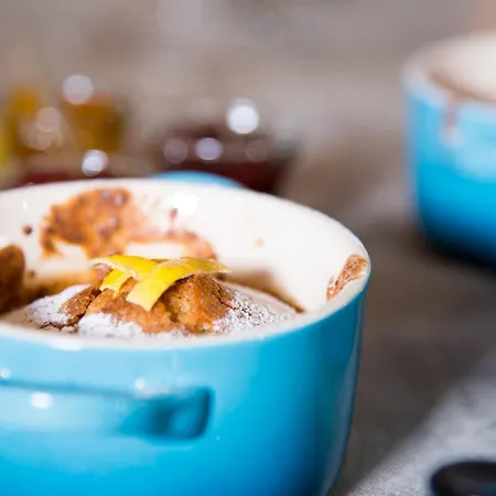 Отель Linneo 3*