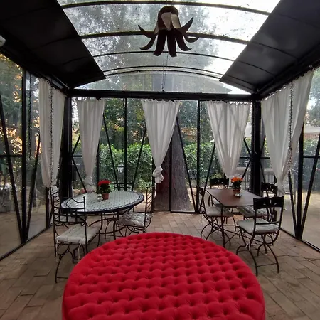 Отель Linneo Рим