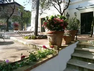 Linneo Szálloda Róma